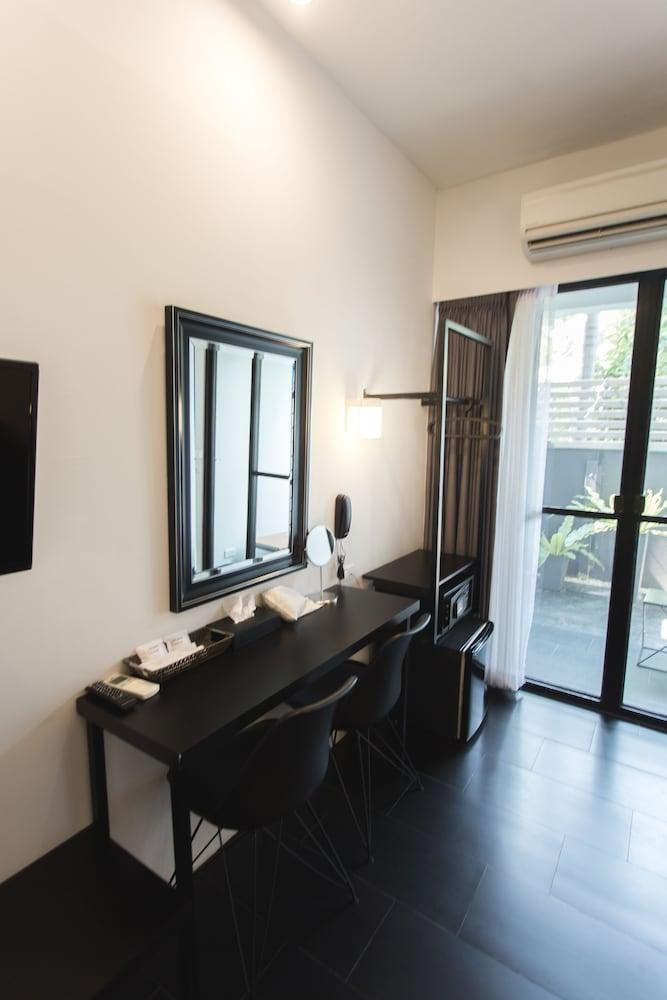 Iwualai Hotel Chiang Mai Extérieur photo